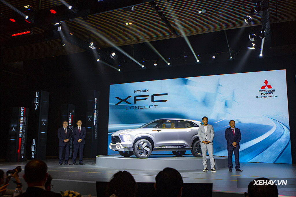 Quick Review Mitsubishi Xfc Suv Concept Debuts In Vietnam Vnauto Net